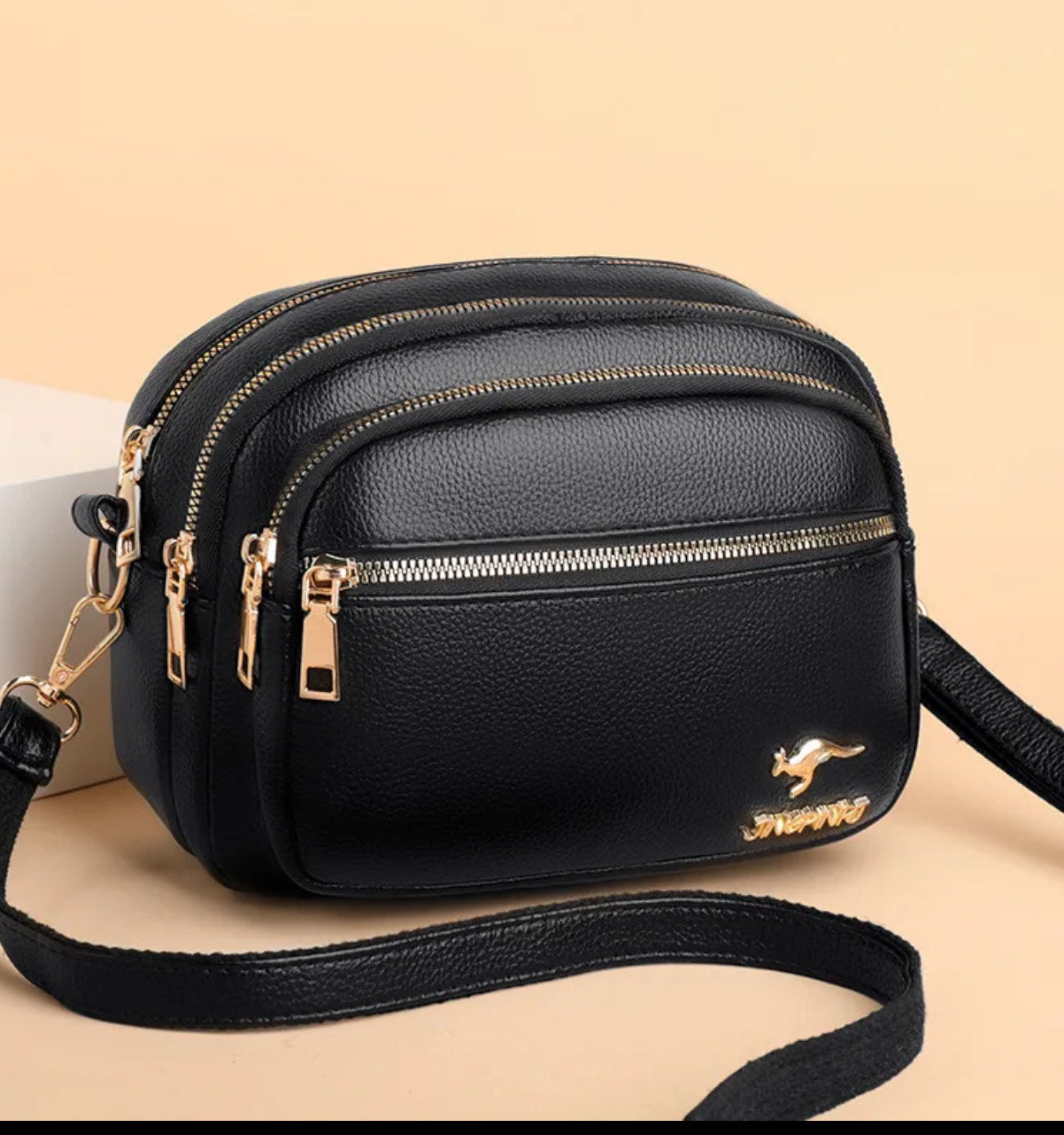Women Medium Animal Square Bag