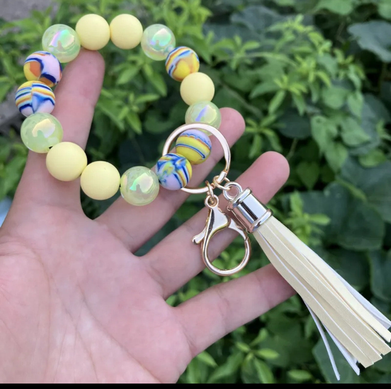 Women Classic Style Commute Color Round Silica Gel Keychain