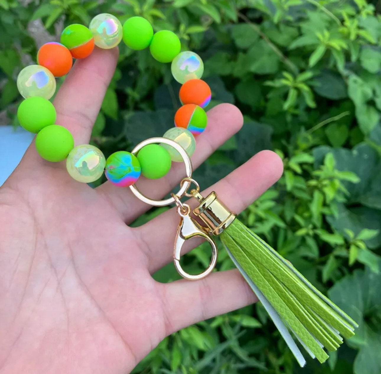 Women Classic Style Commute Color Round Silica Gel Keychain