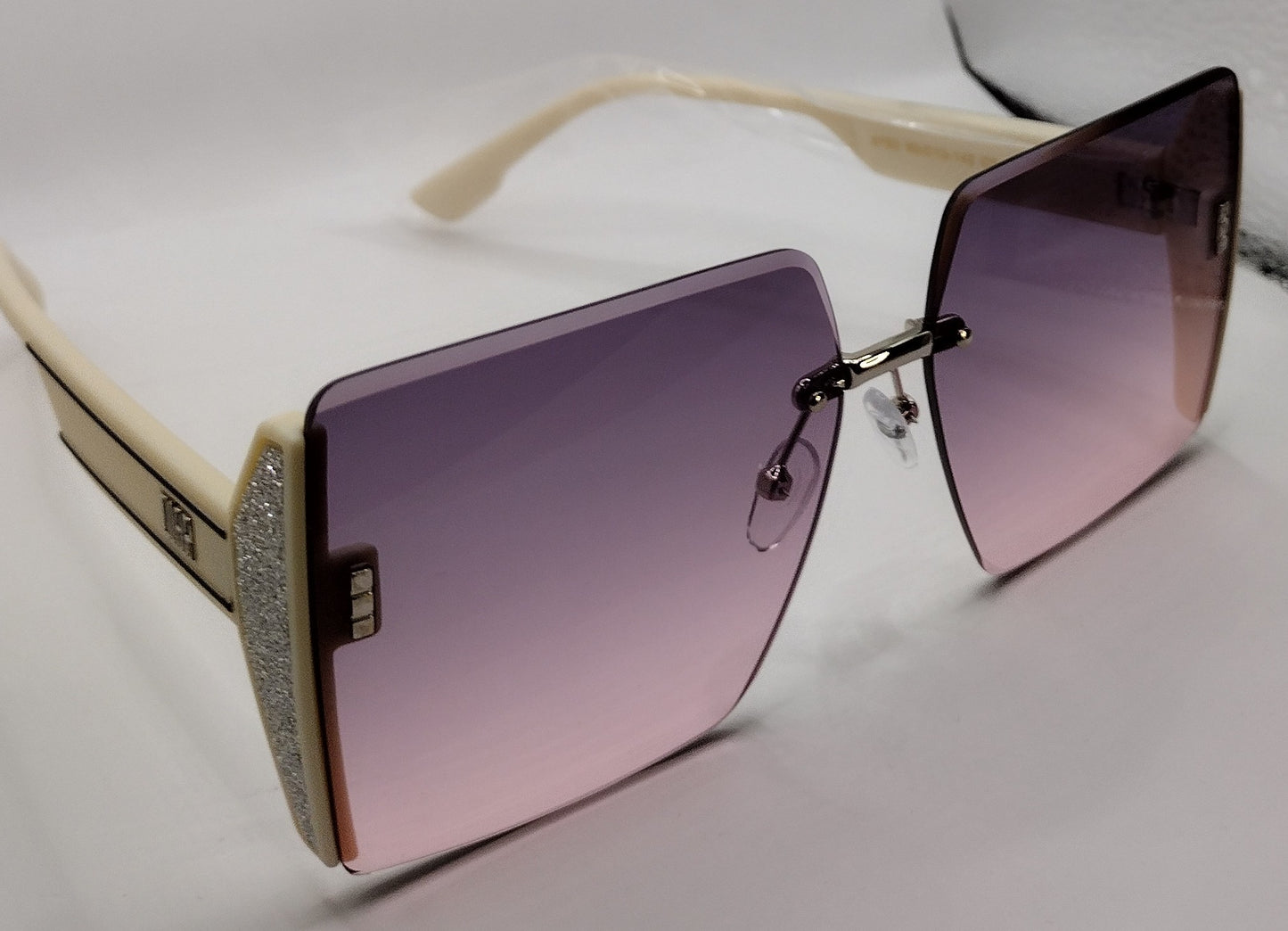 Women medium Sunglasses