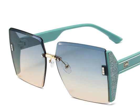 Women medium Sunglasses